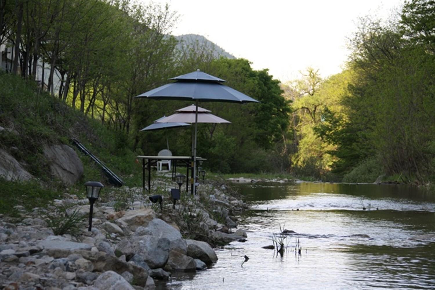 ホテル Gongju Kyerongsan Glamping Donwallsoop エクステリア 写真