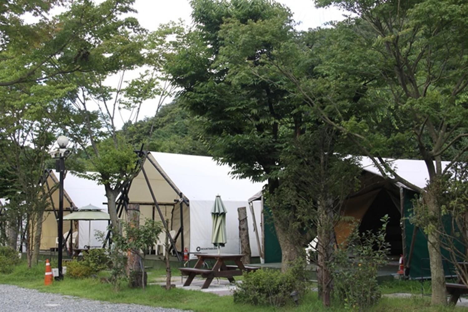 ホテル Gongju Kyerongsan Glamping Donwallsoop エクステリア 写真